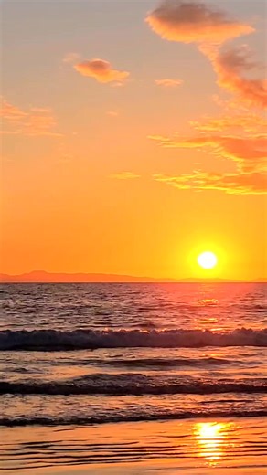 Candle In the Wind, Sunset over Santa Catalina Island off the coast of Southern California. Newport Beach my teenage playground | Good Dad Bad Man