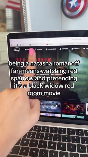 Ser fan de Natasha Romanoff: Red Sparrow y Black Widow