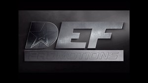 Allow me to introduce Liu Jiaqi, a 27-year-old individual with a passion for boxing. With two years of boxing experience under their belt, Jiaqi‘s dedication to the sport is evident. Despite having attained an MBA master’s degree, Jiaqi‘s interest in boxing continues to grow. In 2020, Jiaqi was captivated by the positive atmosphere and the professionalism of the coaches at the boxing gym, even though they resided in Tseung Kwan O, which is quite a distance away. Jiaqi describes their experience 