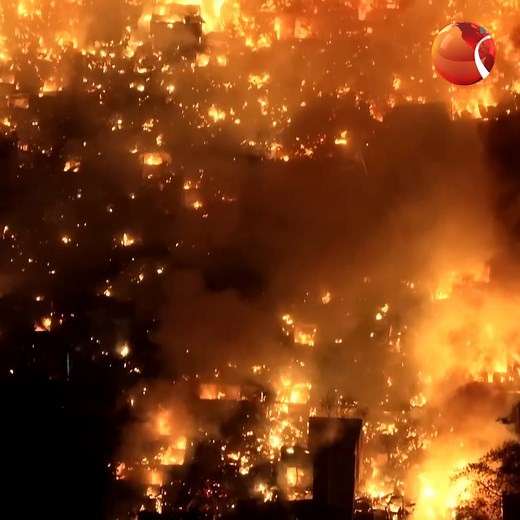 926K views · 58K reactions | বেড়েই চলছে কড়াইল বস্তিতে আগুনের ভয়াবহতা, দেখুন ড্রোন চিত্র #KarailSlum #Fire #Channel24 | Channel 24 News | Facebook