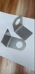 Easy&Fashion Promotion Bottles Rack Bottle Hanger - Diameter 33mm 304# Stainless Steel Drilling Free self-Adhesive Wall Mounted Bottle Bracket Shampoo Bottle Hanger (3pcs/Set)