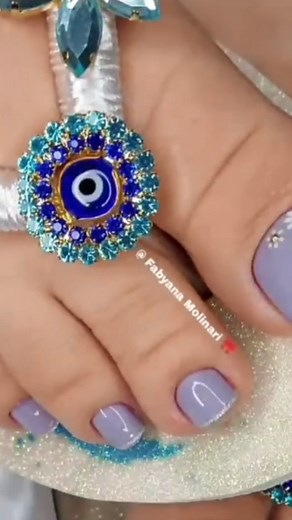 Nail Art on Reels