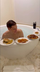 3K views · 67 reactions | Esta fue nuestra cena de ayer en el Azul Beach Resort, aprovechando el servicio a la habitación 24 horas ¿se les antoja? Escríbanle a Youtravel Planner ellos te organizan todo #cena #tina #habitacion #cancun #rivieracancun #azulbeach #travel #vacaciones Karisma Hotels | Alex Fernández Guz | Facebook