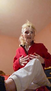 Le p'tit Cc du soir, mes namour de ma vie 🫶 avec cette chanson très sensuelle que, encore une fois j'avais dans ma tête d'puis kelke heures, je la Ptg avec vous afin d'egayer un p'tit peu votre soirée 🌅🌌✨ J'sais j'ai pas encore répondu à vos messages de mes 2 derniers réels mais ça va finir par arriver 😀 après tt la s'maine est pas fini loin de là et là j'ai envie de faire ces réels lorsque j'vous répondrai à partir des notifs que j'ai reçu que ce soit par un ❤️, un GIF, Avatar ou un message