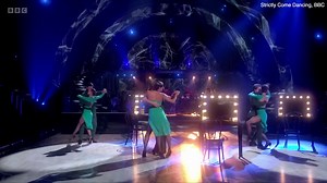 Jowita Przystal dances passionately with Giovanni Pernice on Strictly