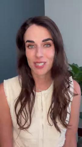 19K views · 84 reactions | Spaar jy vir jou aftrede?  樂 Wonder jy dalk hoe jy kan verseker dat jou spaarfondse jou 'n volhoubare inkomste in jou aftreejare sal gee?  Skakel in om 13:35 vir Elke sent tel, waar Elke Brink meer deel oor 'n optimale aftrede strategie. | RSG | Facebook