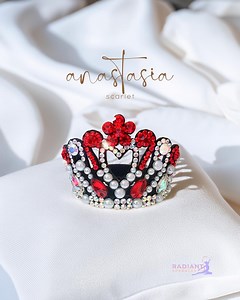 Anastasia (Scarlet) - Strass Haar Krone Tiara Accessoire Haarknoten rhythmische Gymnastik Tanz Eiskunstlauf - Etsy.de