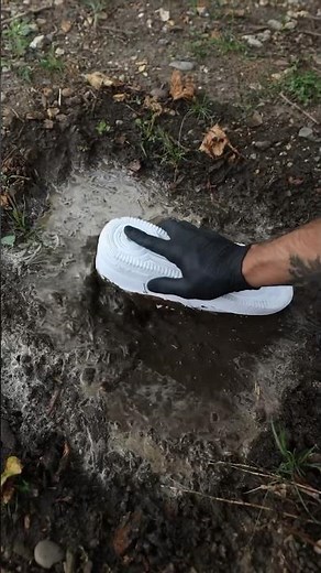 Who needs to see how these cleaned up? 😳#crepprotect #sneakerclean #sneakers