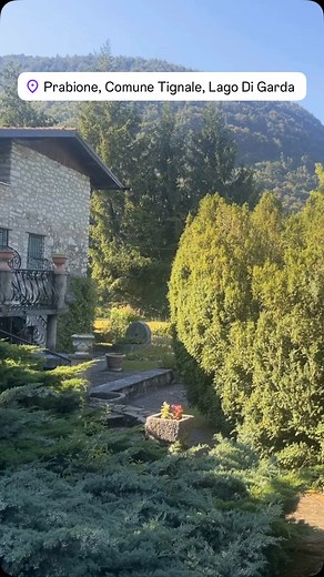 🇮🇹 13/08/2023 Lac de Garde Découverte de "Panorama al fil" au Lac de Garde pour avoir un délicieux cappuccino Latte art et une magnifique vue panoramique sur le lac, les "Giardini Storici" à Prabione... Discover "Panorama al fil" at Lake Garda to have a delicious Latte art cappuccino and a magnificent panoramic view of the lake, the "Giardini Storici" in Prabione... Scoprite "Panorama al fil" sul Lago di Garda per gustare un delizioso cappuccino Latte art e godere di una magnifica vista panora