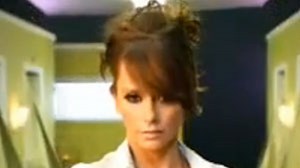 Extra Scoop: Jennifer Love Hewitt Strips Down for 'The Client List'