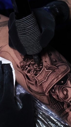 One of my favorite Samurai Tattoos I’ve ever done.. Finished this one in about 7 hours 👺 #tattooartist #tattooideas