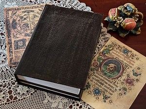 Practical Magic Book of Shadows – Handmade Grimoire Replica – Custom Pages & Binding – 1300 Blank Pages - Removable Pages - Wicca - Etsy