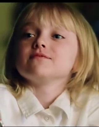 During Man on Fire (2004), Denzel Washington said Dakota Fanning was “great, mature and very charming,” so he kept his distance to stay in character.As a result Dakota complained to the director Tony Scott that Denzel wasn’t talking to her, then gave him the silent treatment too, making Denzel joke, “I am convinced that she is actually 40.”