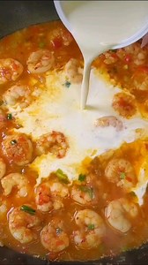 Una receta deliciosa y fácil para esos días que estamos apurados, Fideos con Camarones y Crema 🤤 | Alexandra De Castro