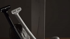 Back Shavers for Men The DIY Back Hair Shaver for Men with Safety Blade Technology & Ergonomic Handle.