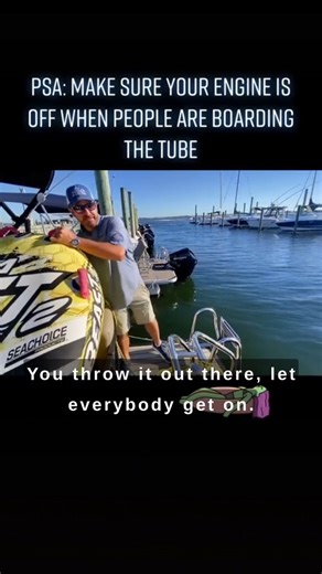 Helping passengers onto a tube or raft #boating #boatingtips #safety #watersports #yourbridgetoboating #BOAT #lakehopatcong #highlandsnj #bridgemarina | Bridge Marina, Inc.