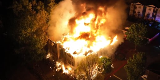 Heavy flames rip through Cobb County apartment building