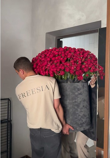 Elisa Cherks: Unveiling Personal Style