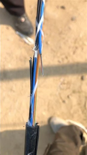 Inside a Fiber Optic Cable: Buffer Tubes and Fibers