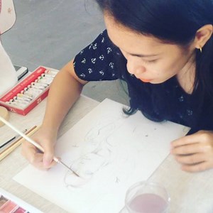 Happening right now: @rainesarmiento engaging in an art demo at her booth right now. Ask her your questions here in TopShelf, Fullybooked! | Woman, Create