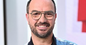 Diaporama : Jarry se confie sur sa vie avec son mystérieux compagnon : "Avant on était un couple de garçons, aujourd'hui on est une famille"