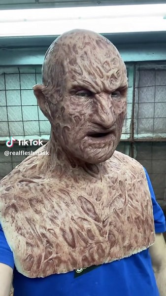 The burned victim silicone mask www.realfleshmasks.com #siliconemask #siliconemaskmaking #realisticmask #siliconemasks #realflesh #silicone #masking #realisticmasks #freddy