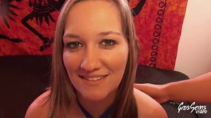 Marys Benutzung! Ehefrau wird von drei Männern beglückt