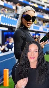 Football fans BOO Kim Kardashian 🏈 | Daily Mail Video