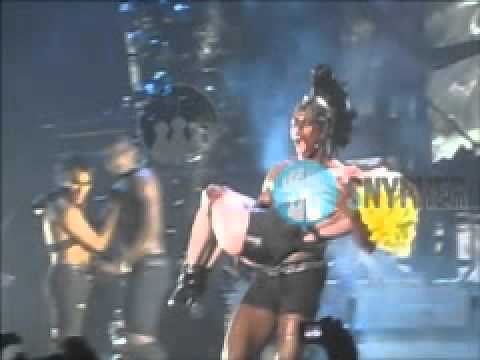 Lady Gaga peeing on stage unsensored at SNYPHER