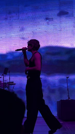 ¿Dónde estás? 3AM — canción Vuela 3Am