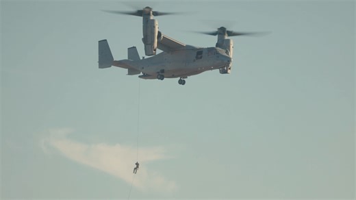 Fast rope and hoisting | US Military Videos