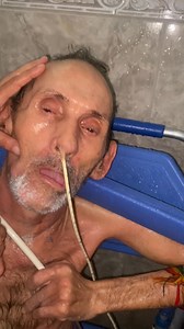 10K views · 359 reactions | Patrão tomando banho  | Meu papai bebê - doença de huntington- | Facebook