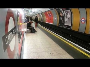 Old Green Park Station: Jubilee Line Train to Stratford London Underground Tube