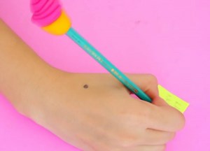 DIY Customized pencils By: Ei, customizei | MetDaan DIY