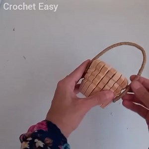Karton bardak ile muhteşem oldu tahta mandal çok yakıştı #Dıy #kendinyap | Crochet Easy