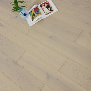 [Hot Item] Brushed Multi Layer Rustic European White Oak Parquet Engineered Wood Flooring