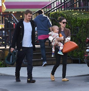 Hayden Christensen Que Sale Rachel Bilson Baby