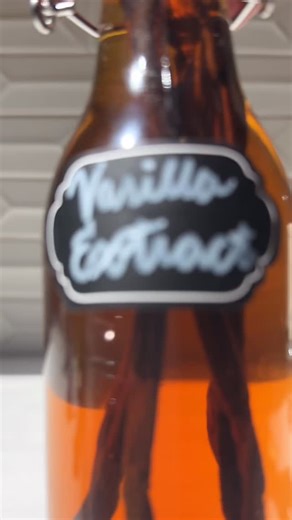 Comment “LINK” and I’ll DM you the bottles, beans and labels I used. Homemade Vanilla Extract (Makes one 8 oz bottle) Ingredients: • 4–5 whole vanilla beans (Grade B for extract, ~6–7 inches long) • 8 oz vodka or bourbon (80 proof) • 1 glass bottle with tight-fitting lid Instructions: 1. Split vanilla beans lengthwise with a sharp knife, leaving about ½ inch uncut at the top so they stay connected. 2. Place beans into your glass bottle. 3. Pour in vodka or bourbon until beans are fully submerged
