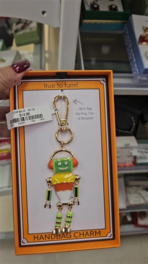 Shopaholic Girl on TikTok