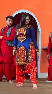 Stage Mujra on Reels