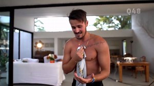 Quer ter uma barriga sarada? Esse treino de 4 minutos vai deixar você mais perto do seu objetivo💪 Perca peso no conforto da sua casa com o Q48 ➡ http://bit.ly/BarrigaSarada_Q48 | Vinícius Possebon