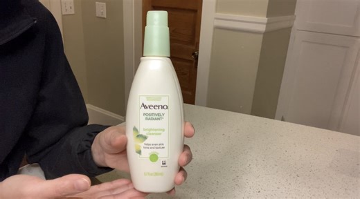Watch Aveeno Positively Radiant Brightening Cleanser Review.MOV on Amazon Live