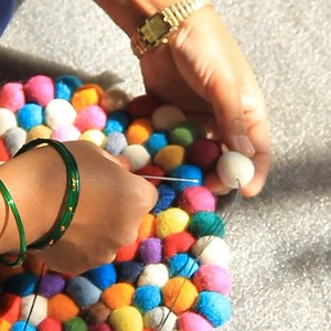 💙💚❤️💜💛💙💚❤️ Do You Fancy Making A Felt Ball Rug Yourself? Make A Trivet 🍵Or Couple Of Coasters☕️🤔🤔. Or Anything You Want. In Fact There Is A link Below, With 18 Amazing Ideas😅‼️Simple But Really Beautiful. So Whether You Are In The Middle Of Summer 🌞Looking For A Fan With No Luck Or Snuggling Inside The Blanket ☃☃, Its Worth Having A GOOOO!!!! http://bit.ly/feltball-diy #feltballs #nurserydecordiy #homedecordiy | Felt Ball Rug Australia