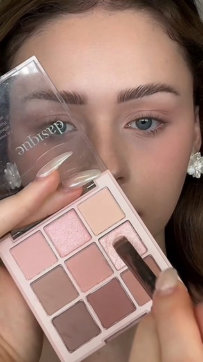 rosy makeup 🥀💋🍓 #makeuptutorial #rosemakeup #makeup #trending #fypシ゚ | Make Up Beauty With Mia