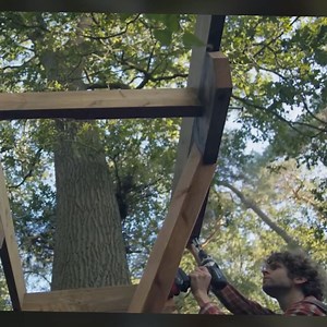 1M views · 14K reactions | Building A Tree house #treehouse #usa #usa #build #building #camp #camping #bushcraft #shelter #primitive #woodenhouse | Campsnake | Facebook