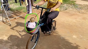 Impressive DAM Sit Inside Bicycle Basket Buying Milk | Daily Monkey Family