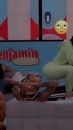 big ass girl ass clapping❤️🍑 on brother ❤️ 🗼 Tower