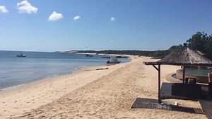 Beautiful morning at Anantara Bazaruto Island Resort & Spa! #barefootluxury #mozambiqueislands #mozambiqueholiday #bazaruto #anantarabazaruto #bazarutoarchipelago #beachlife | Mozambique Islands