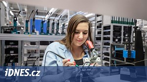 Výrobce čidel se přestěhoval v Trutnově do nového, nábor lidí posouvá - iDNES.cz