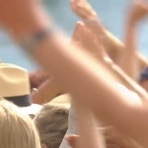 27K views · 852 reactions | Mare, soare, plaja... | Spectacole Bacau | Facebook